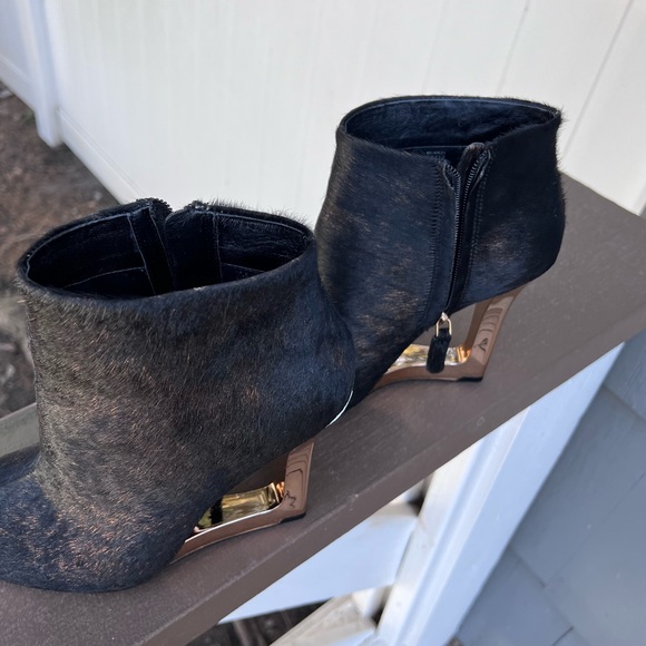 BCBG Max Azria Ripley Bronze Pony hair Bootie - Picture 3 of 10